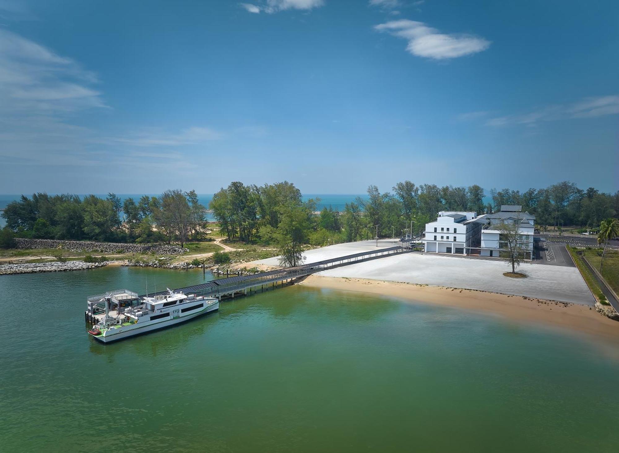 Fairfield By Marriott Kuala Besut Otel Dış mekan fotoğraf