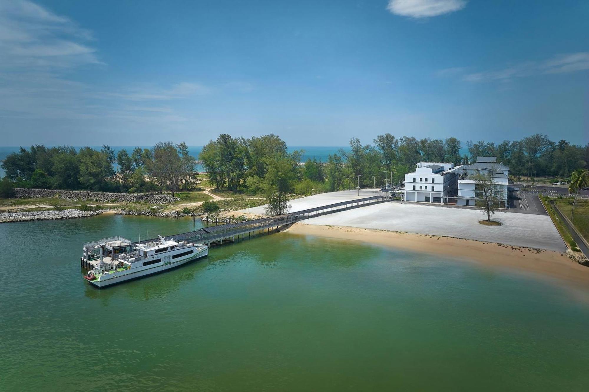 Fairfield By Marriott Kuala Besut Otel Dış mekan fotoğraf